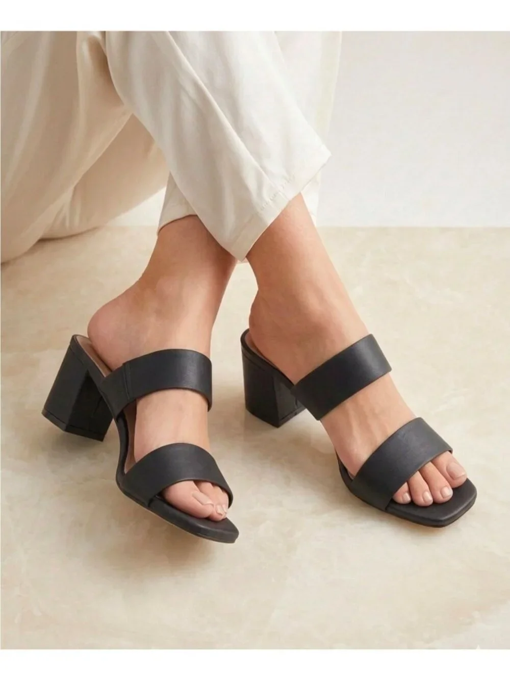 Black Block Heel Slide Sandals With Double Straps Open Toe & Square Heel Design - Picture 5 of 13